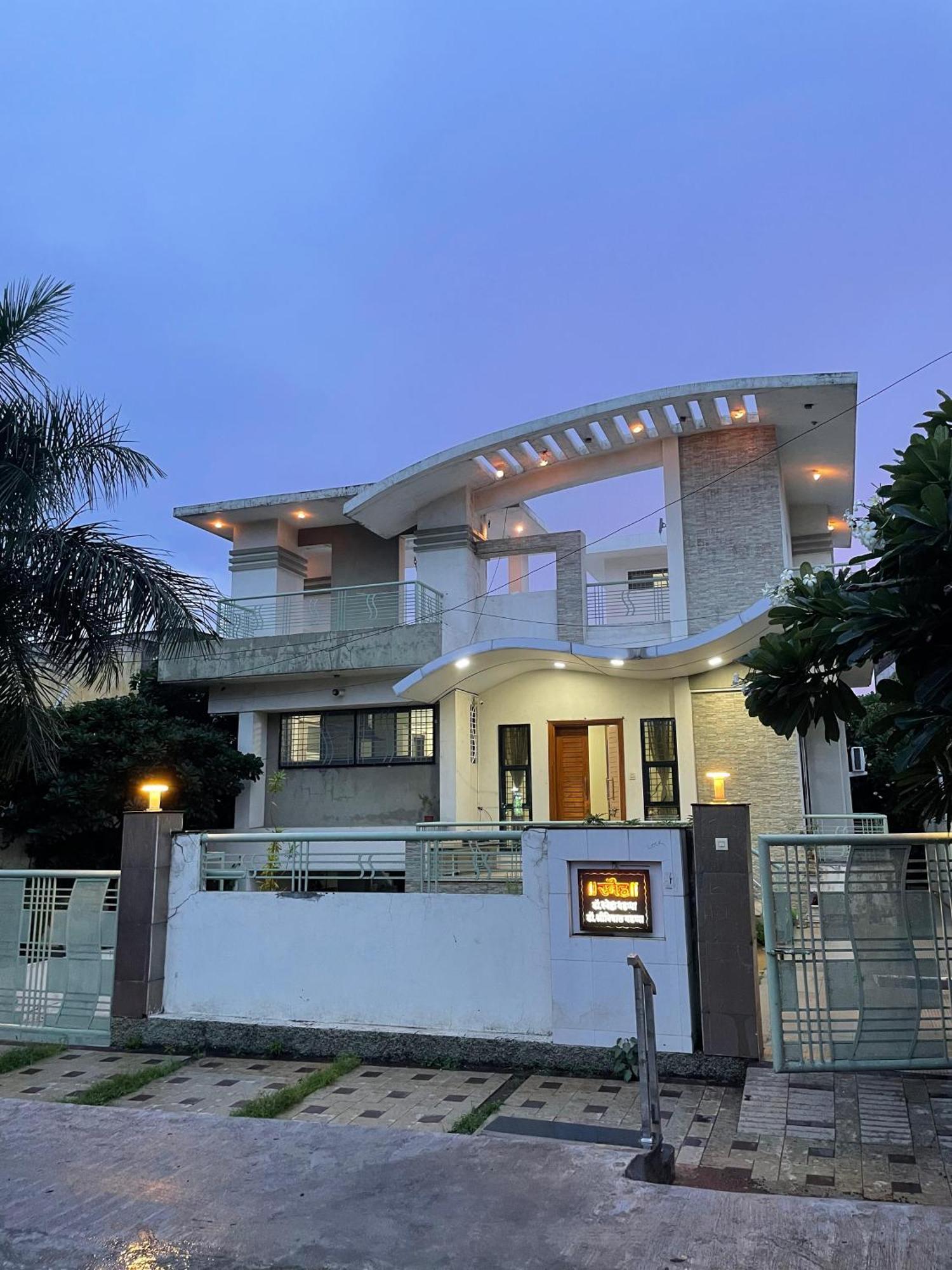 Private & Elegant 3Bhk Villa, Hillside Hideaway, 10 Mins From Mh Bus Stand Aurangabad  Exterior photo